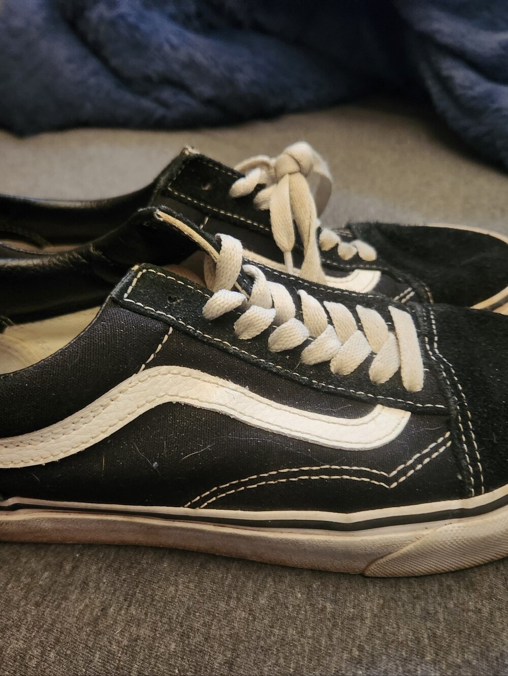 Black Classic Vans - Picture 4 of 7